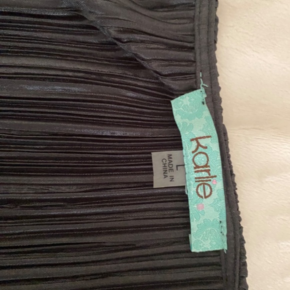 Karlie Pleated Jumpsuit - Picture 2 of 3